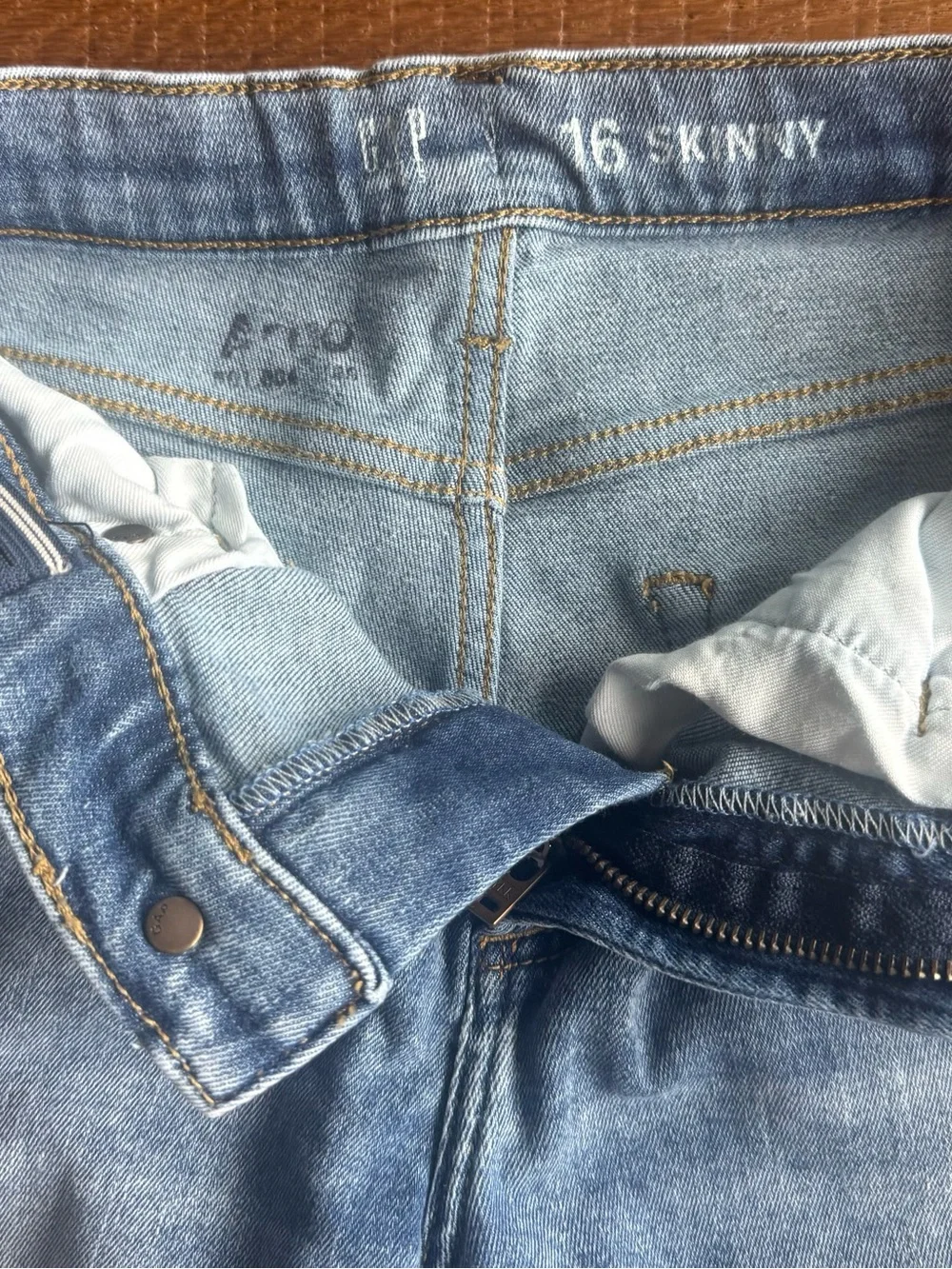 Gap Skinny Adjustable Waist Denim Jeans 16 EUC